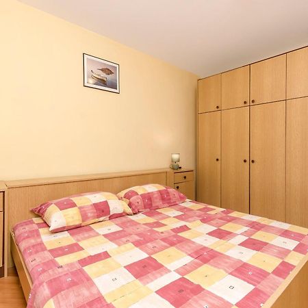 Apartment Branka Тисно Екстер'єр фото