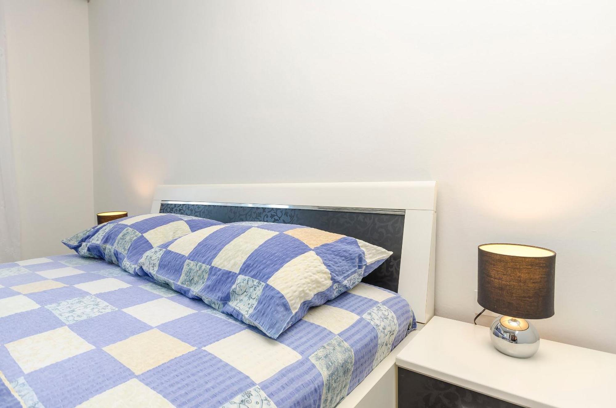 Apartment Branka Тисно Екстер'єр фото