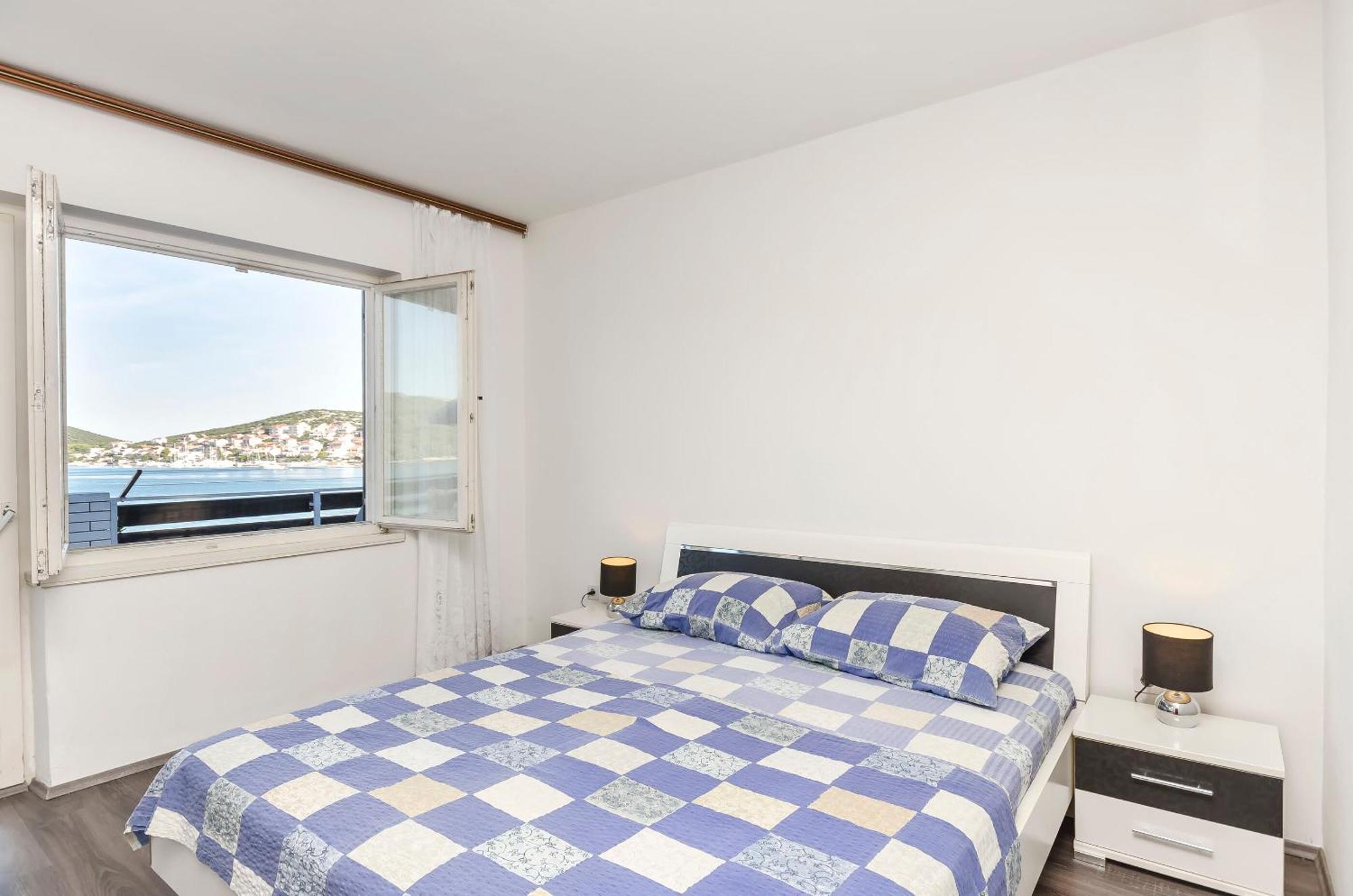 Apartment Branka Тисно Екстер'єр фото